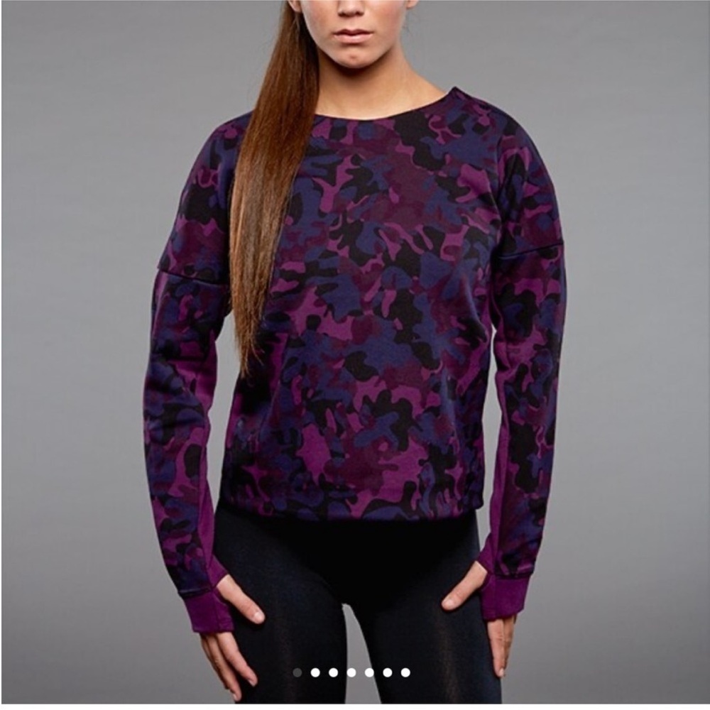 Nike Tech Fleece Camo Crewneck Pocket Sweatshirt in Mulberry Purple Size Small